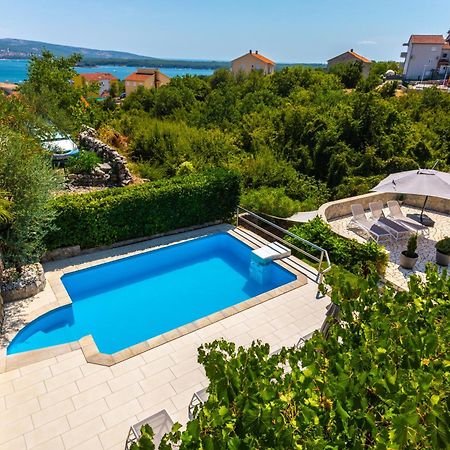 Apartments House Barbara Корнич Экстерьер фото